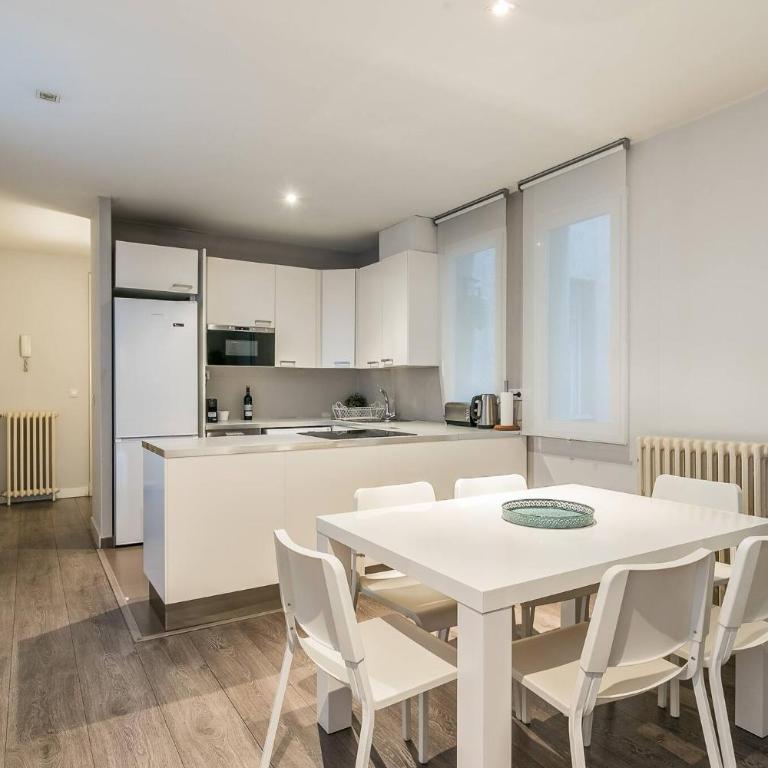 Castellana Suites - Deluxe Apartment - 6