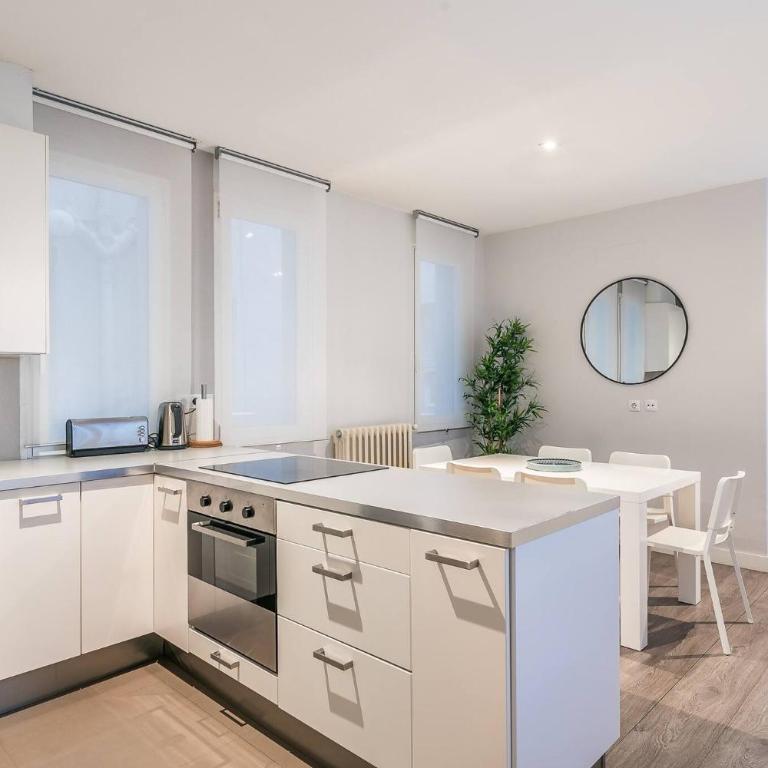 Castellana Suites - Deluxe Apartment - 26