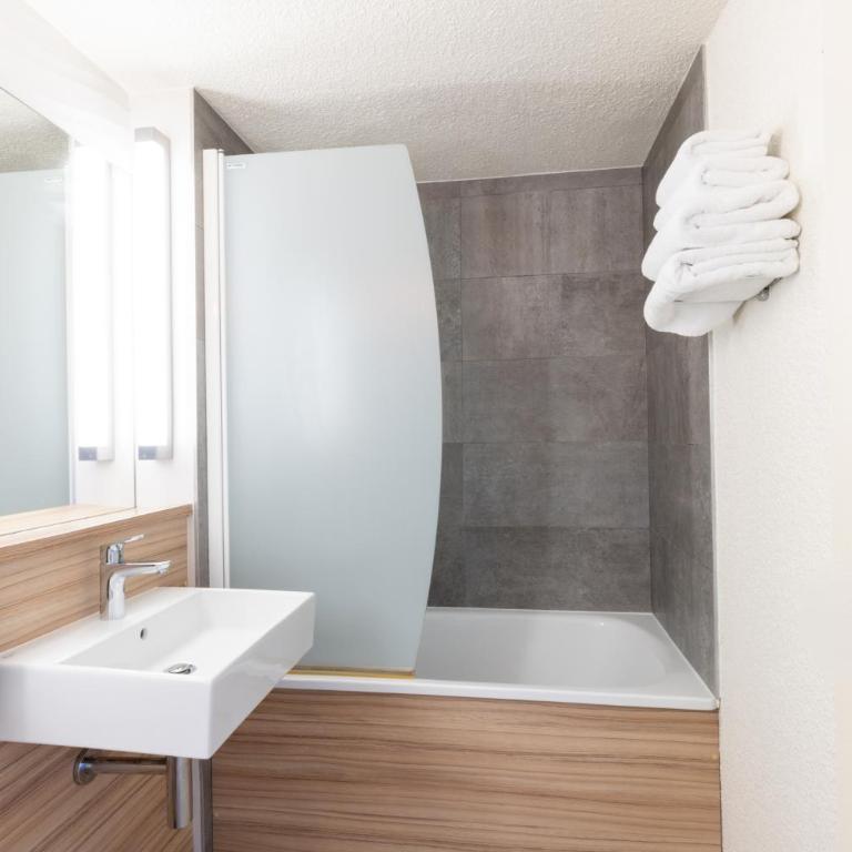 Campanile Reims Ouest - Tinqueux - Chambre Double - 2