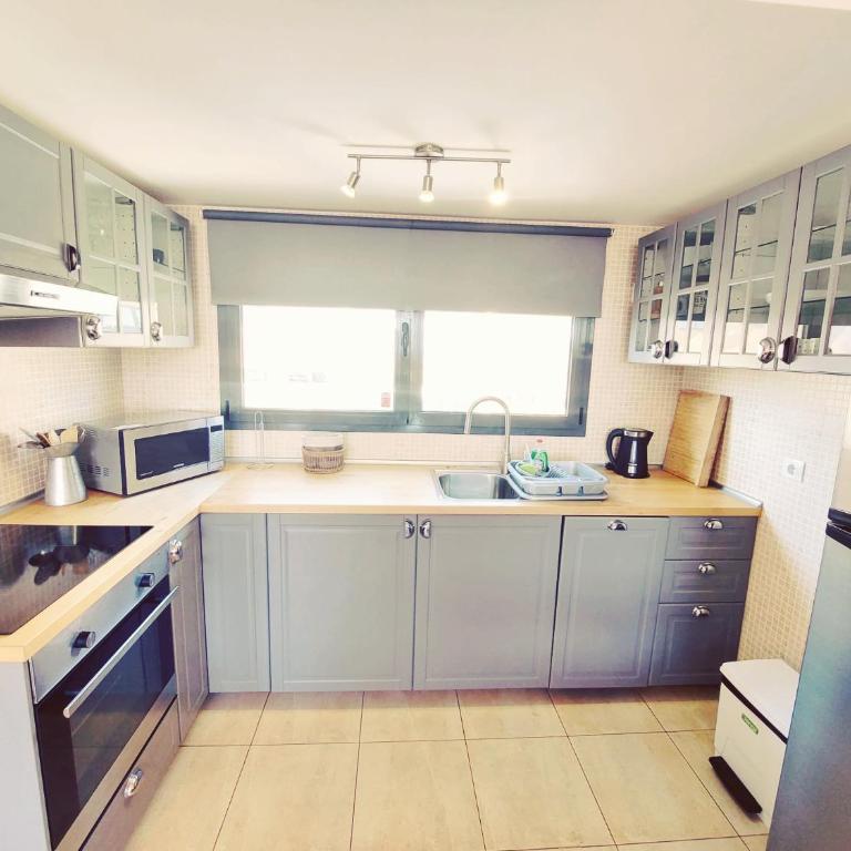 Casa Bella Vista - pool - WiFi - Three-Bedroom House - 9