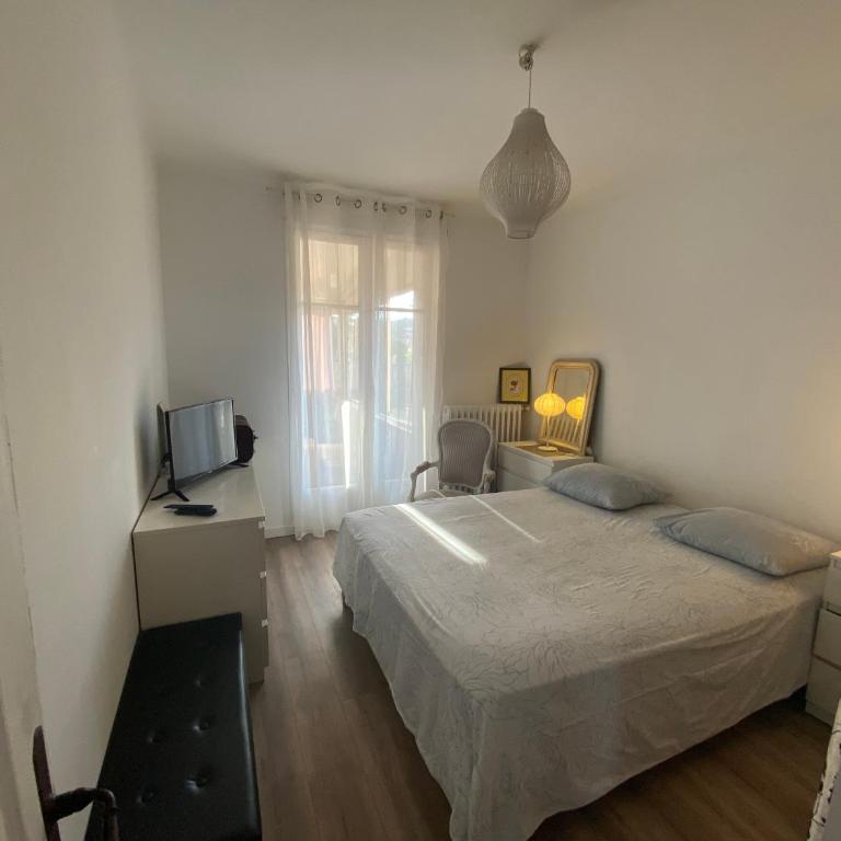 Le Lola charment T3 à 10 minutes à pied de la plage. - Appartement 2 Chambres - 14