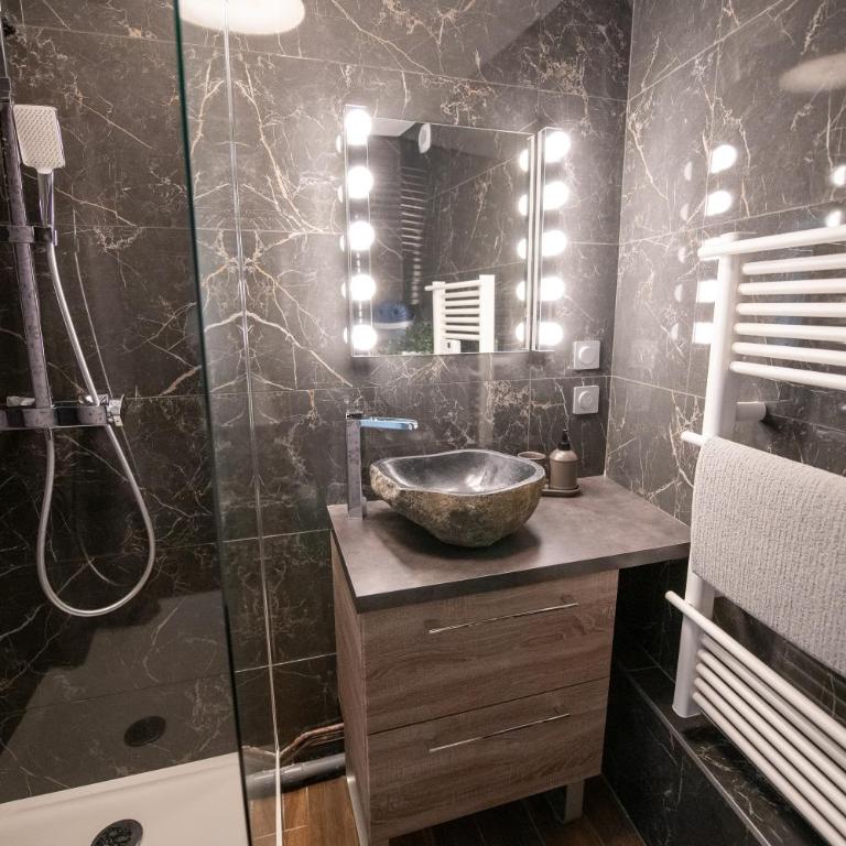 LA FABRIQUE - Centre ville - Climatisation - Appartement 1 Chambre - 3