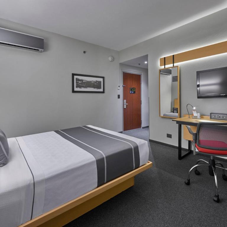 City Express Plus by Marriott Ciudad de México Santa Fe - Habitación con cama grande - 3