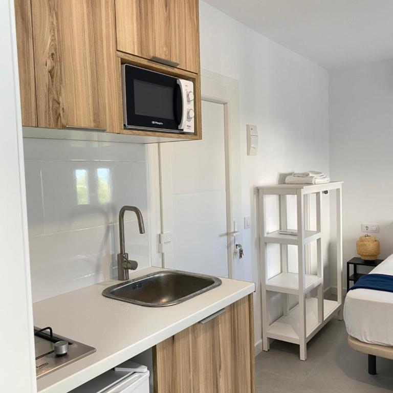 CH II Apartments ZONA DE OCIO NOCTURNO - Apartamento de 1 dormitorio - 3