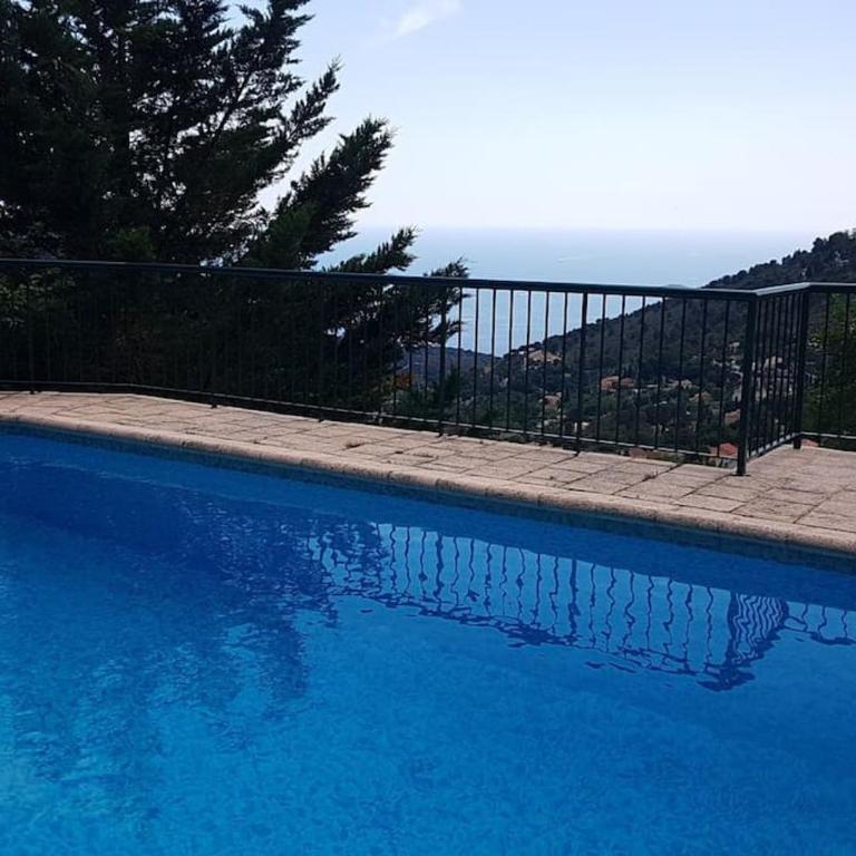 Proche monaco, Appart 4 pers La Turbie, vue mer, piscine, garage - Apartamento con vistas al mar - 14
