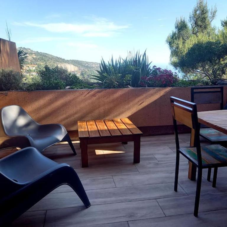 Proche monaco, Appart 4 pers La Turbie, vue mer, piscine, garage - Apartamento con vistas al mar - 12