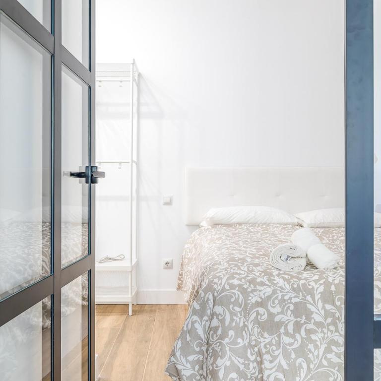 Arturo Soria Apartments1 - One-Bedroom Apartment - 13