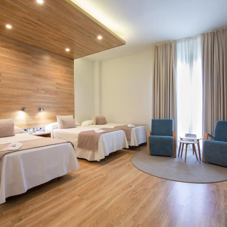 Hotel Monte Puertatierra - Habitación Doble con cama supletoria - 2 camas - 1