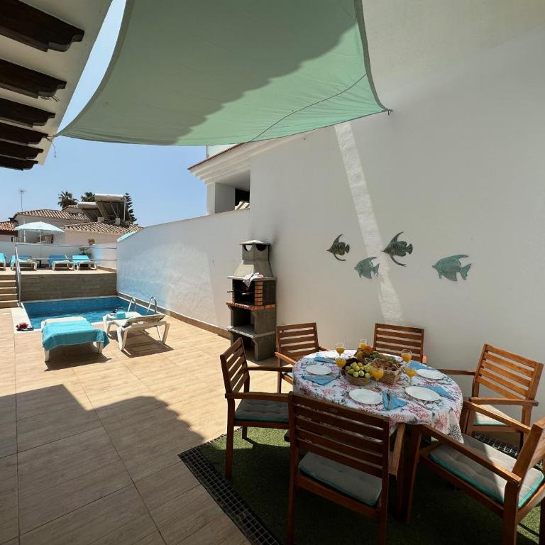 Nerja Paradise Rentals - Villa Lily - Villa - 36