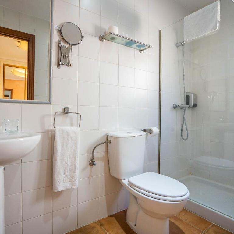 YIT Puerta Bisagra - Habitación Doble - 1 o 2 camas - 5