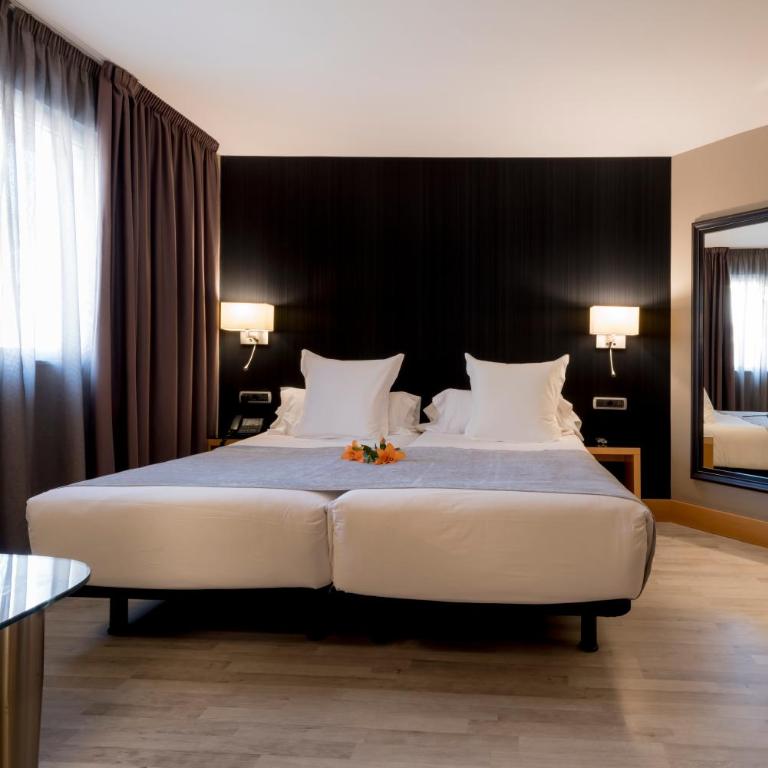 Hotel Plaza - Habitación Doble - 1 o 2 camas - 6