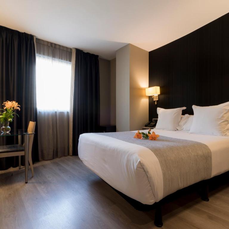 Hotel Plaza - Habitación Doble - 1 o 2 camas - 2