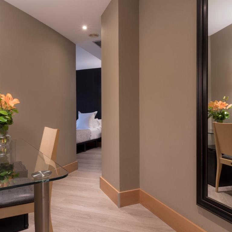 Hotel Plaza - Habitación Triple - 2