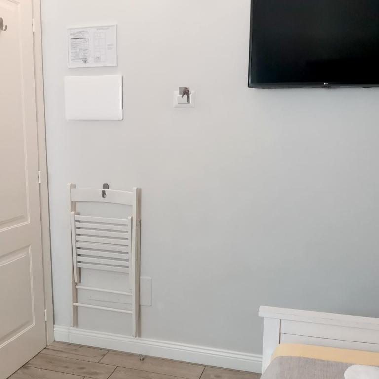 Vicolo Fiore Affittacamere - Camera Singola con Letto Supplementare - 9