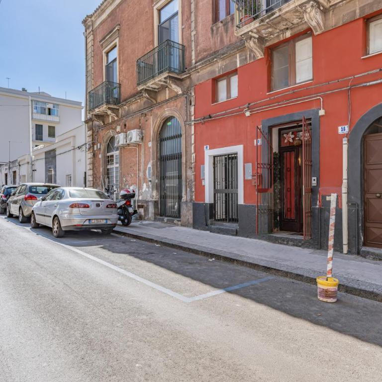 GuestHost - Catania Comfy & Central Apartment x3! - One-Bedroom Apartment - 16