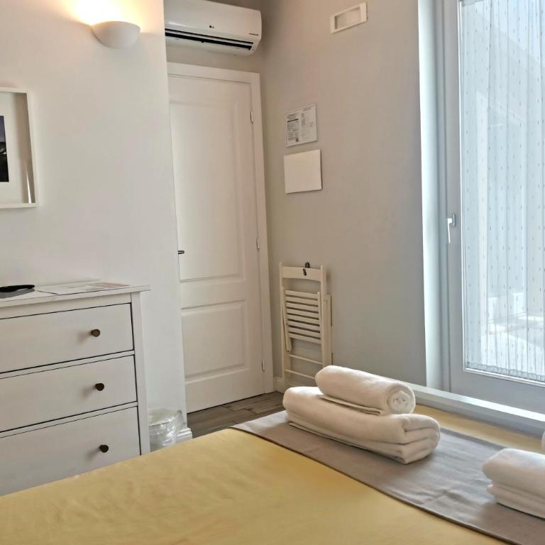 Vicolo Fiore Affittacamere - Camera Matrimoniale con Terrazza e Bagno Privato Esterno - 8
