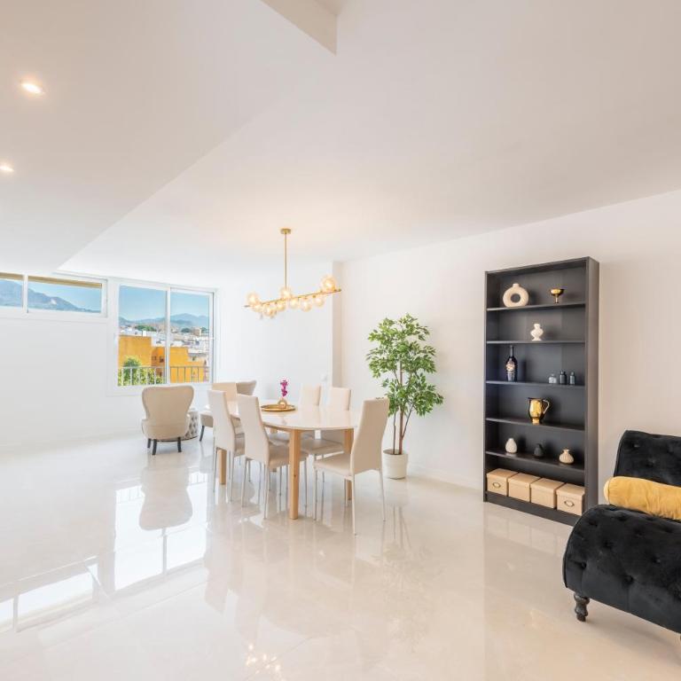Front line beach in Marbella - Apartment - 18