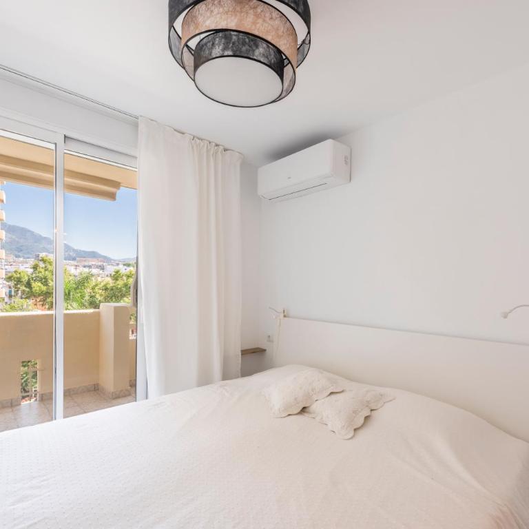 Front line beach in Marbella - Apartment - 11