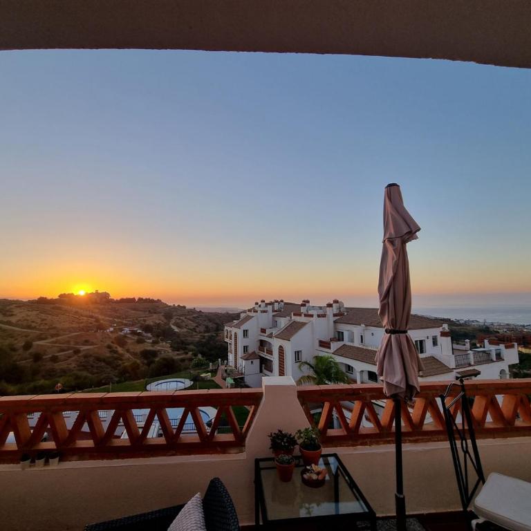 Elegant apartment with fantastic views At the top of Calahonda - Apartamento de 2 dormitorios - 6