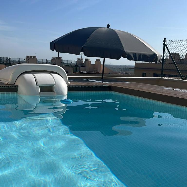 Ático con Piscina Privada y zona Chill Out - Apartamento Ático - 5
