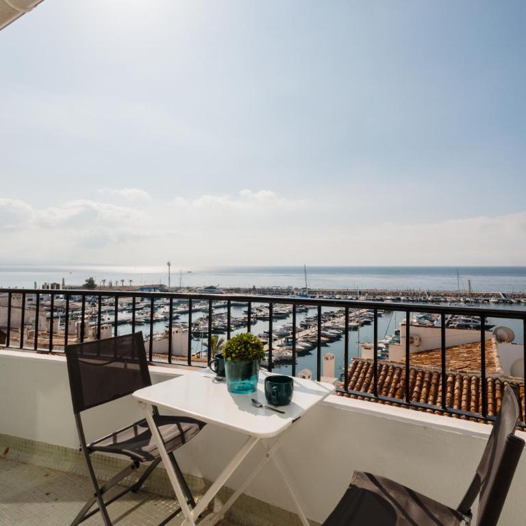Apartment with stunning sea views, Puerto Banús - Two-Bedroom Apartment - 2