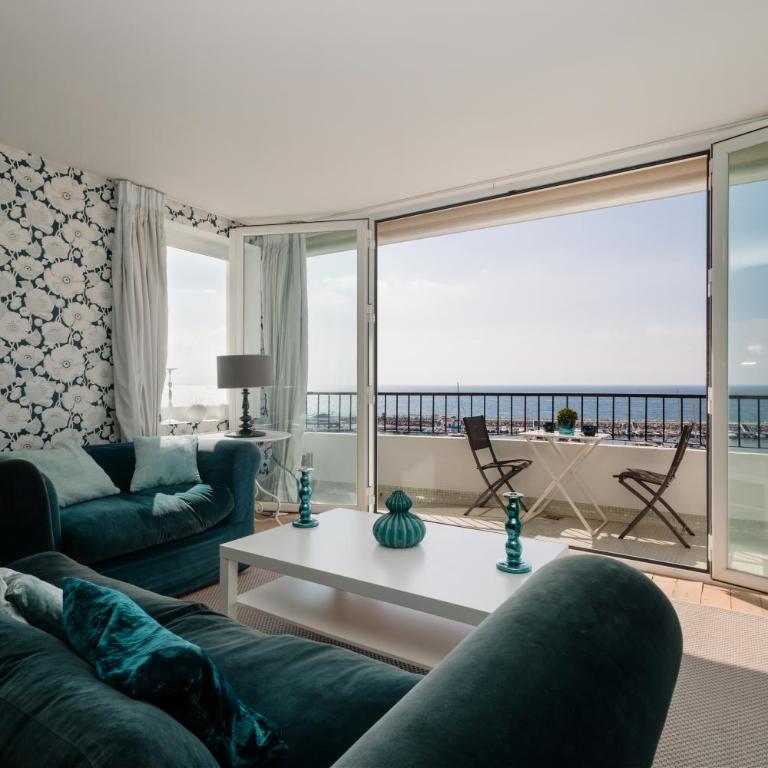 Apartment with stunning sea views, Puerto Banús - Two-Bedroom Apartment - 3