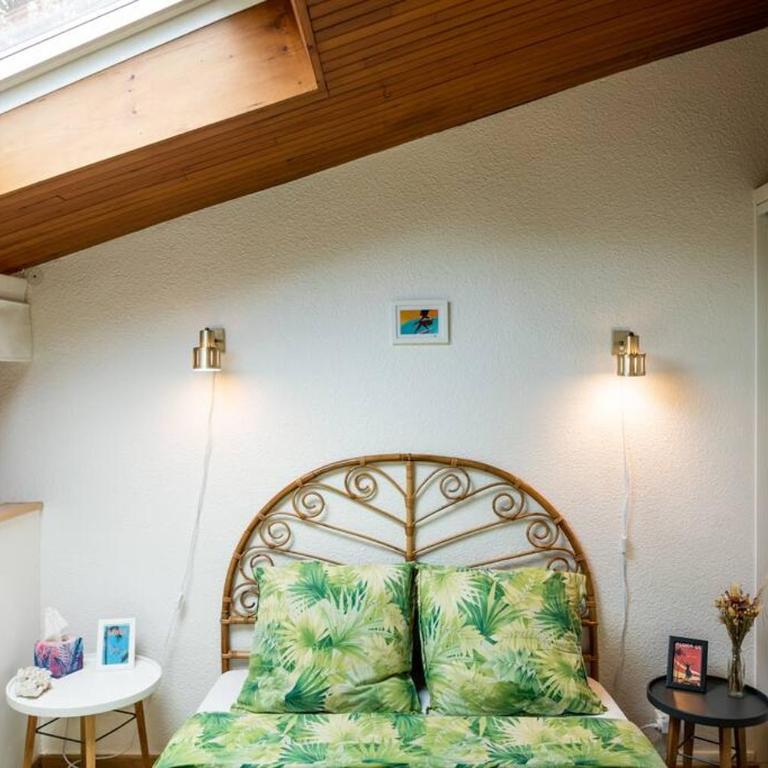* Jolie villa patio près de la plage des Bourdaines * - Appartement 2 Chambres - 16