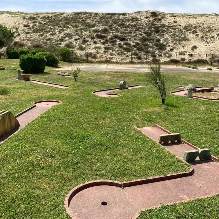 * Jolie villa patio près de la plage des Bourdaines * - Appartement 2 Chambres - 52