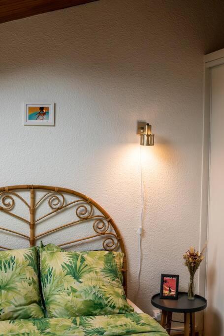 * Jolie villa patio près de la plage des Bourdaines * - Appartement 2 Chambres - 15