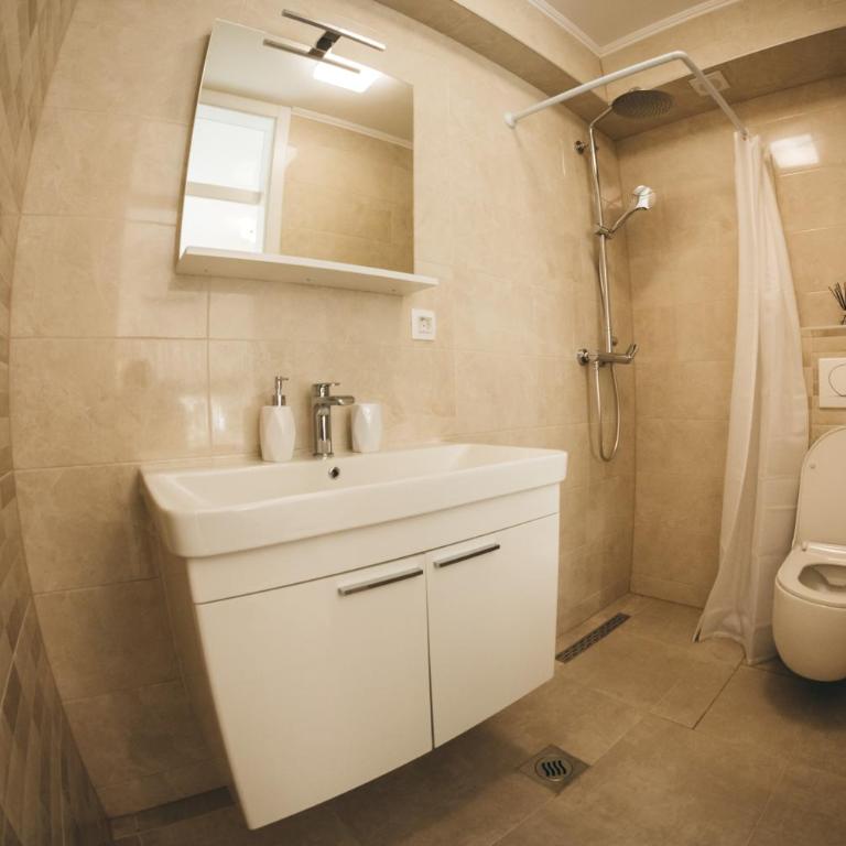 Elegant Studio Apartments Lasta - Standard Studio - 5