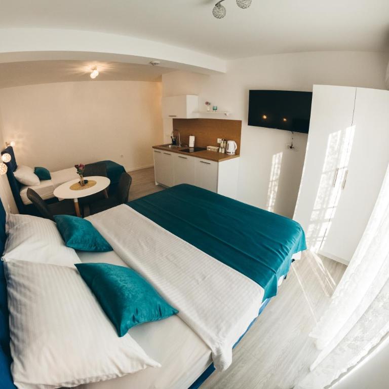 Elegant Studio Apartments Lasta - Deluxe Studio - 2