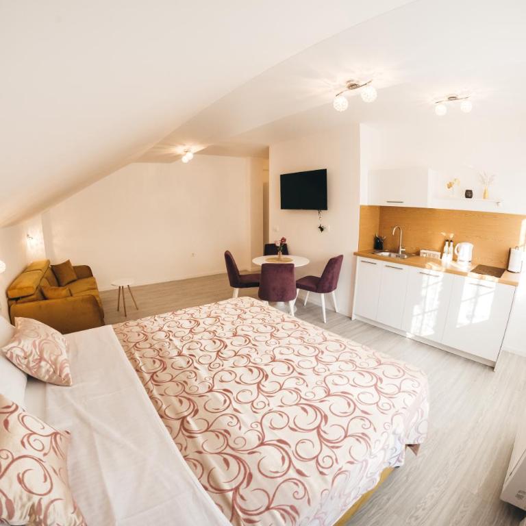 Elegant Studio Apartments Lasta - Standard Studio - 2