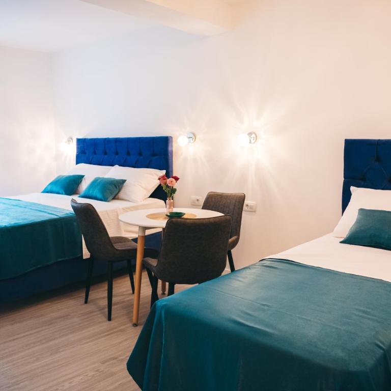Elegant Studio Apartments Lasta - Deluxe Studio - 4