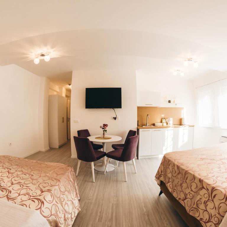 Elegant Studio Apartments Lasta - Standard Studio - 17