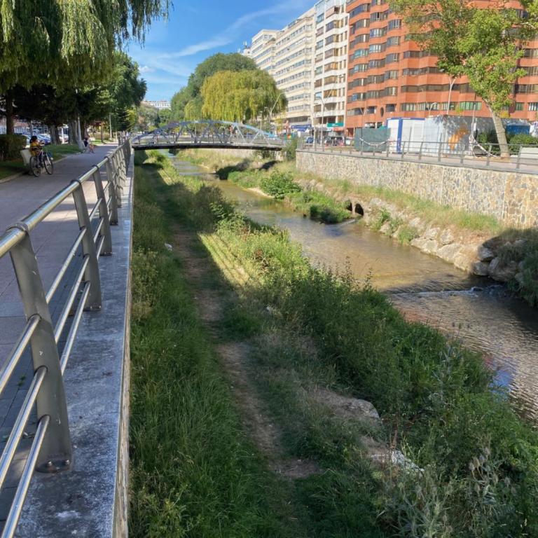 AtuaireHome Luminoso dúplex en reyes católicos con parking incluido - Casa de 3 dormitorios - 16