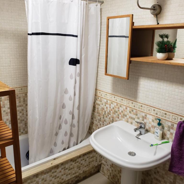 ÁTICO SANXENXO CON TERRAZAS Y VISTAS AL MAR - Apartamento de 1 dormitorio - 18