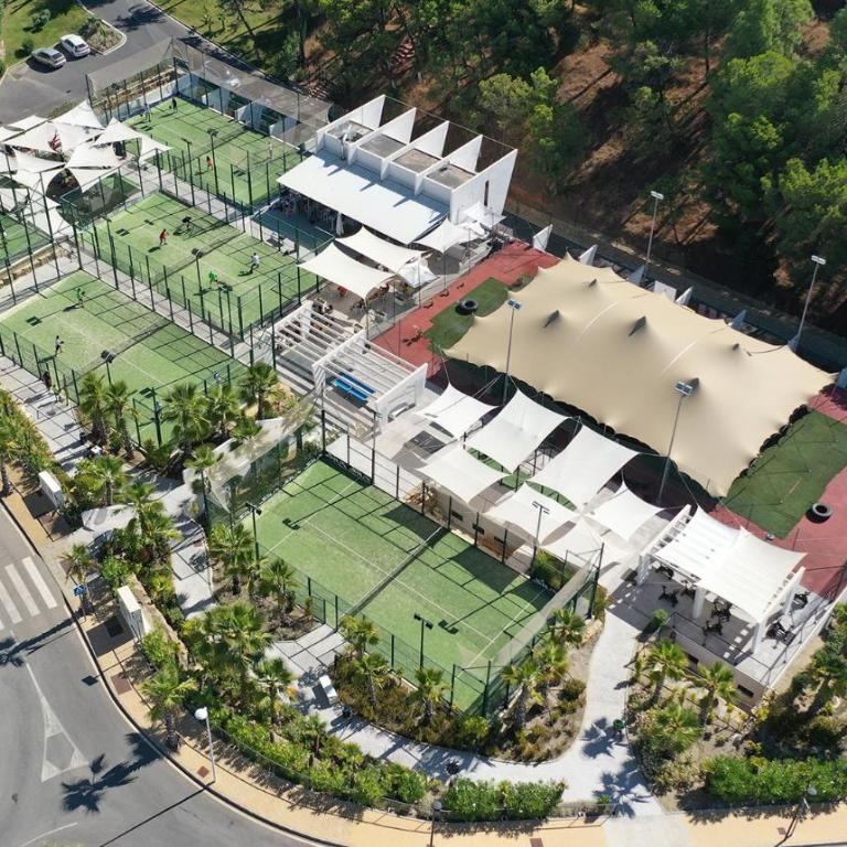 Mirador de Estepona Hills Apartment - Lifestyle Resort 800m - EsteponaCity - Family Room with Mountain View - 20
