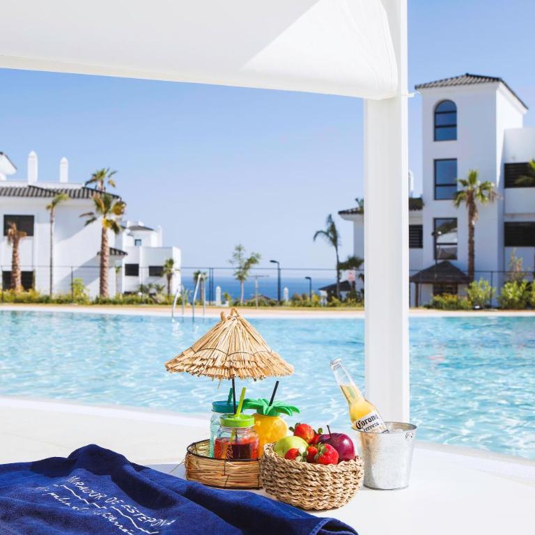 Mirador de Estepona Hills Apartment - Lifestyle Resort 800m - EsteponaCity - Family Room with Mountain View - 1