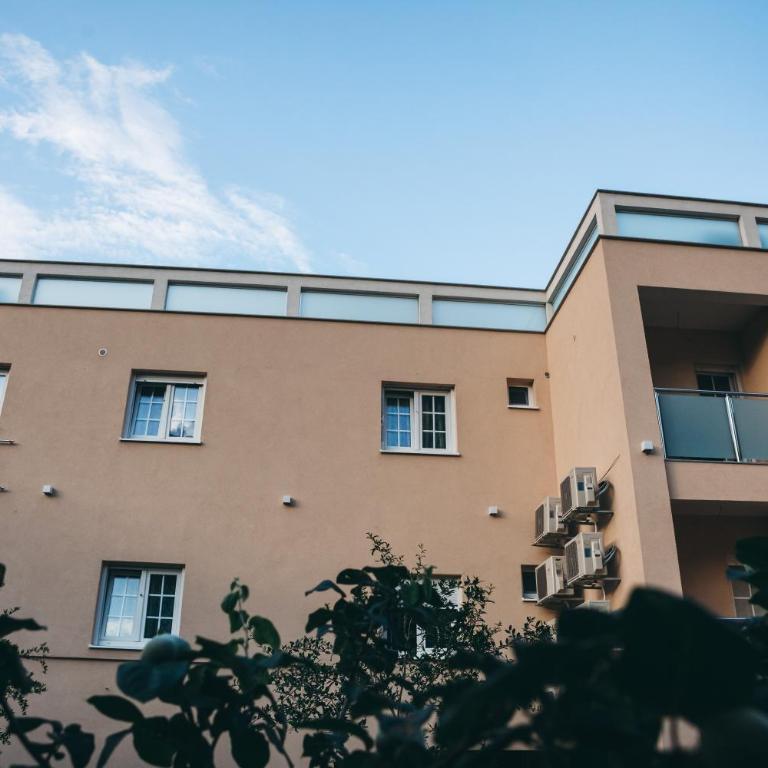 Elegant Studio Apartments Lasta - Standard Studio - 30