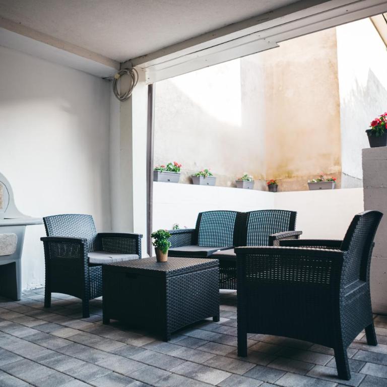 Elegant Studio Apartments Lasta - Standard Studio - 32