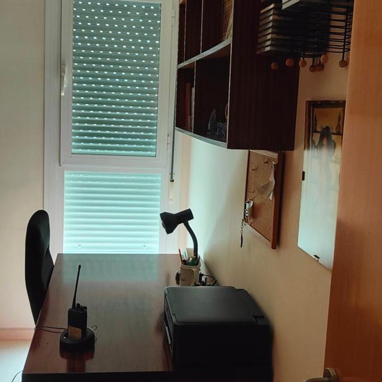PISO CON VISTAS CERCA FERIA 4 DORM 2 BAÑOS, AIRE ACOND. GARAJE - Apartamento - 7