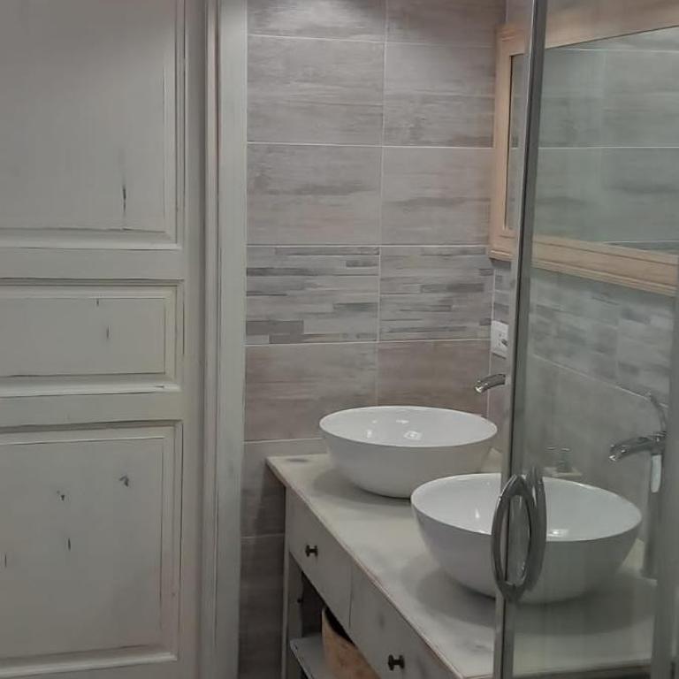 Il Fiore Bianco - Camera Quadrupla con Bagno Privato - 11