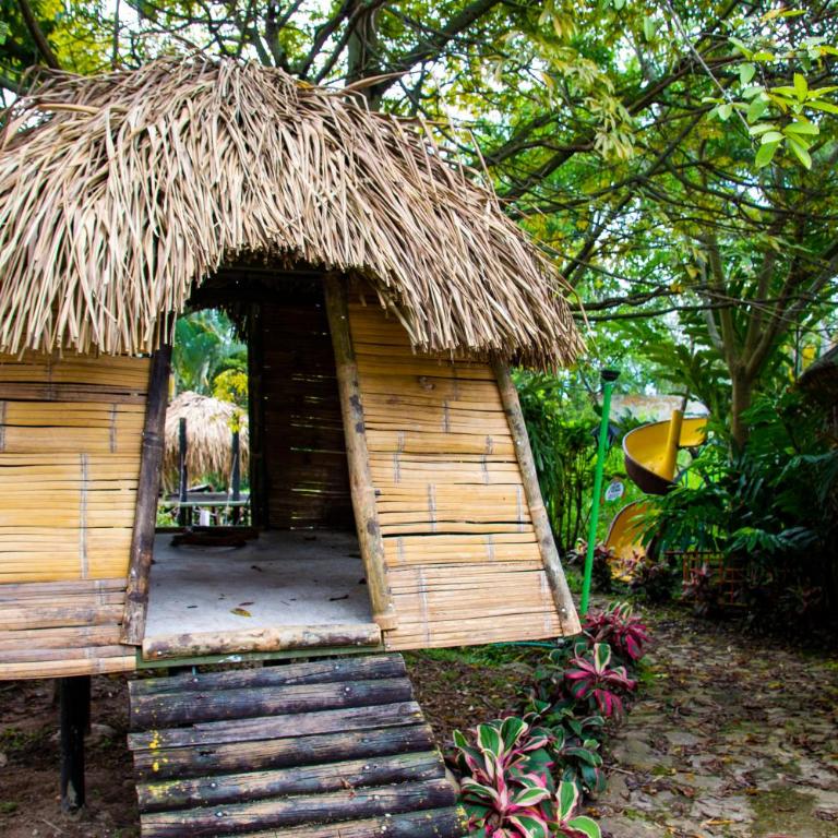 CABAÑA FAMILIAR en EcoparqueChinauta, PISCINA, GRANJA, JUEGOS, PESCA, RESTAURANTE - Two-Bedroom Villa - 15