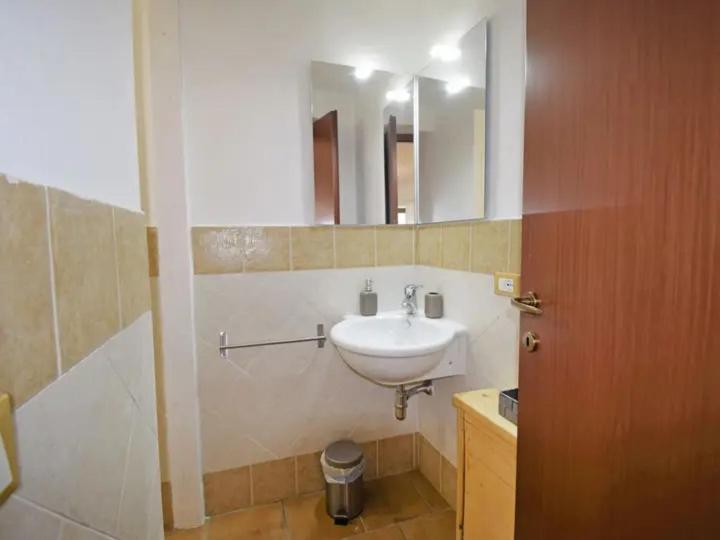 Vecchio Cortile Home Holidays - Appartamento con 1 Camera da Letto - 1