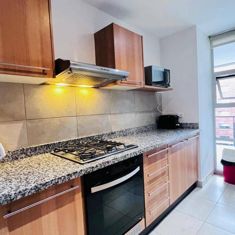 Departamento de lujo con terraza piso alto y vista 3 habitaciones diagonal al Hotel Sheraton - Apartamento de 3 dormitorios - 28