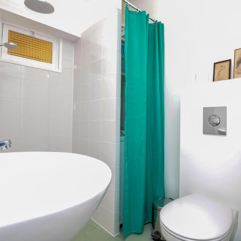 1 Bedroom Cozy Apartment In Roquebrune-Cap-Martin - Appartement 1 Chambre - 14