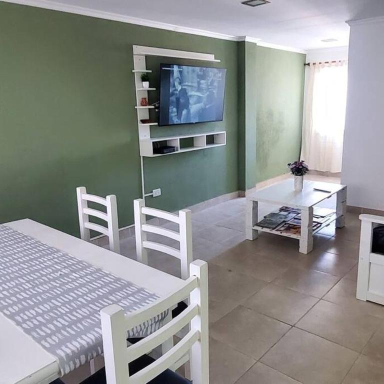 Amplio y Luminoso Departamento - Apartamento de 2 dormitorios - 1