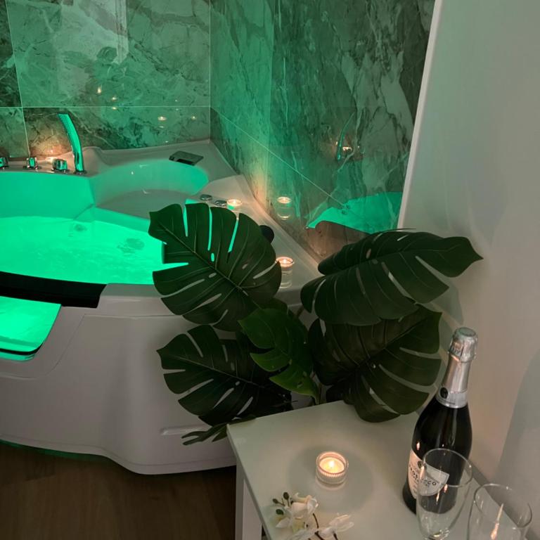 AGF Luxury Apartment - Two-Bedroom Apartment - 1