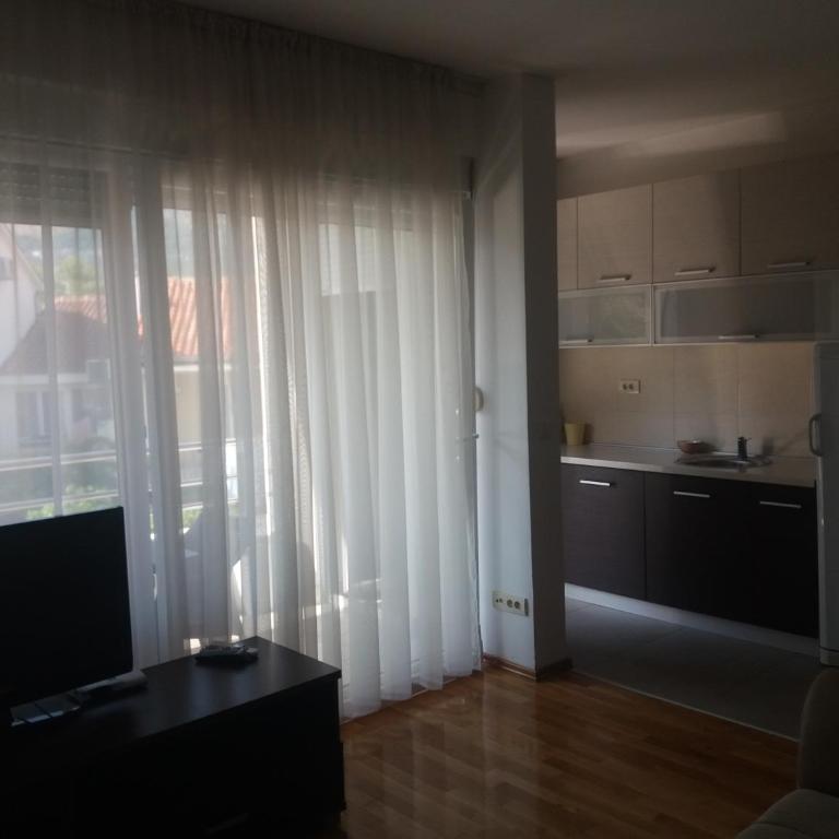 Sofia apartment - Apartment with Balcony - 1