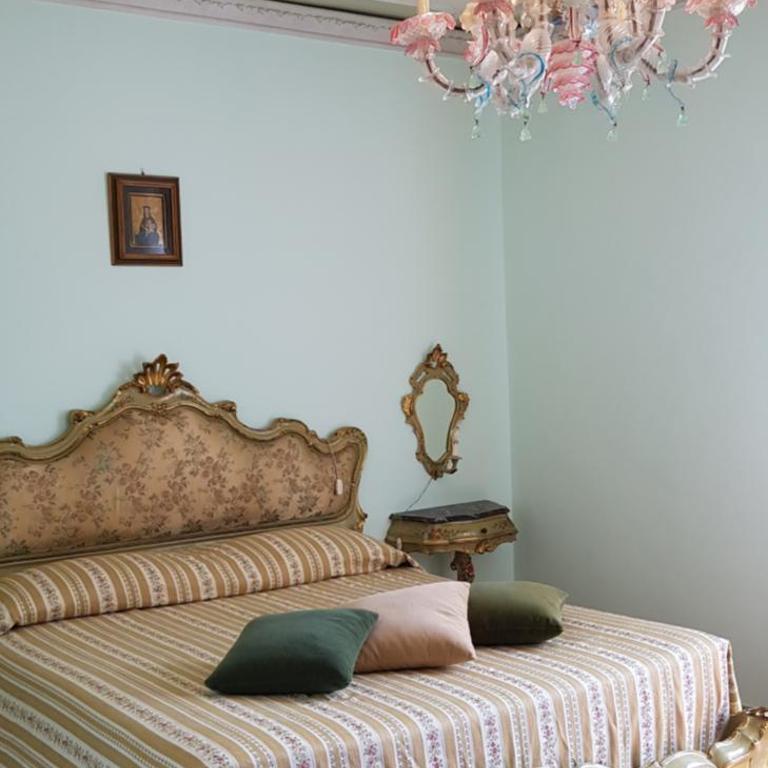 Da Emi E Giuly - Appartamento con 2 Camere da Letto - 1